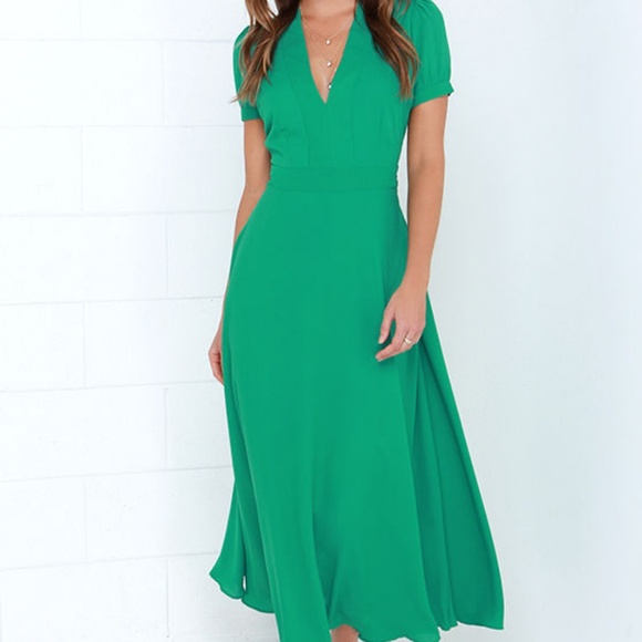 Lulus Dresses & Skirts - Lulu's Take a Twirl Midi Dress